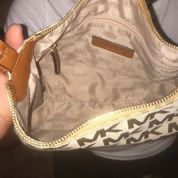 Purse - Picture 2 of 2